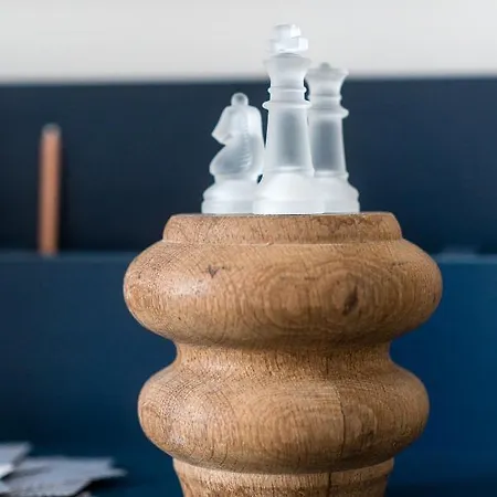 Queen's Gambit By Blue Mandarin Apartment